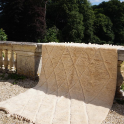 Tapis Berbère Mrirt - Nuage blanc
