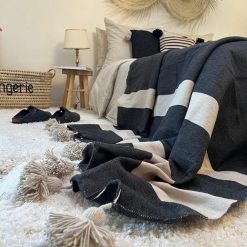 Couvre-lit noir à liseré blanc - 200 cm * 300 cm