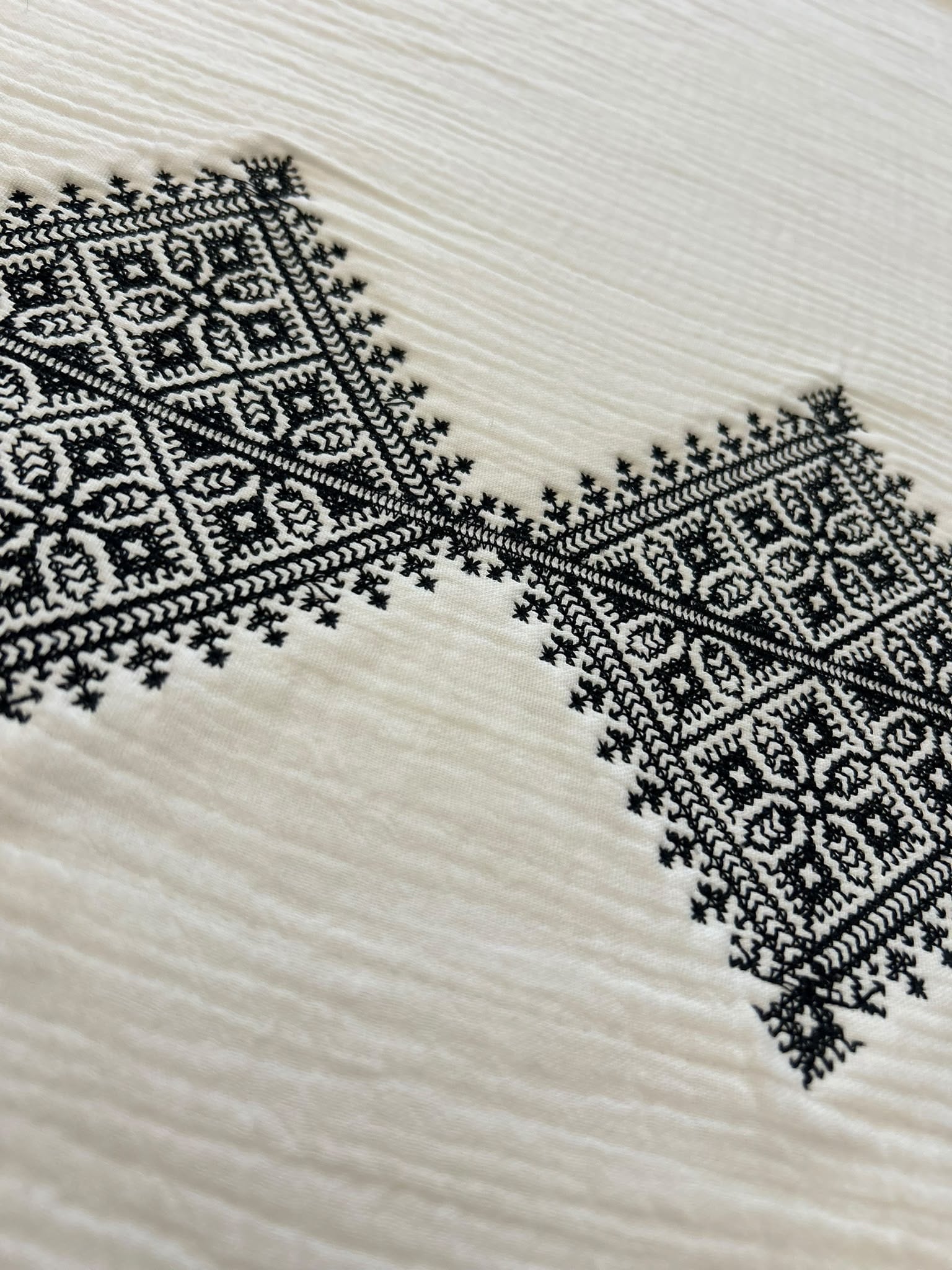 Couverture bébé Fessi Blanche et noir - 90 cm * 90 cm – Image 2